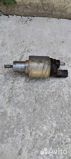 Втягивающее реле стартера Toyota Corolla E180