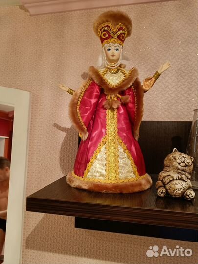 Кукла фарфоровая интерьерная