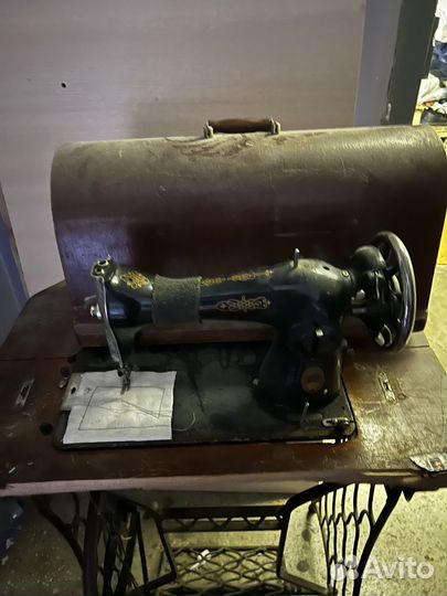 Швейная машинка