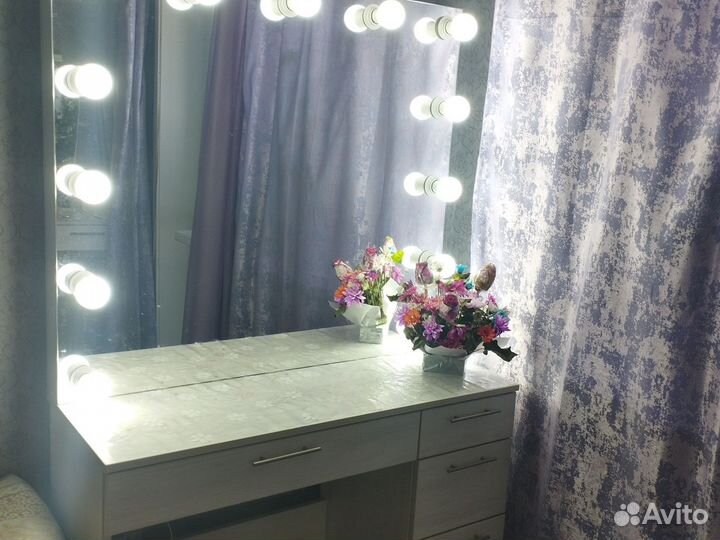 Зеркало трельяж