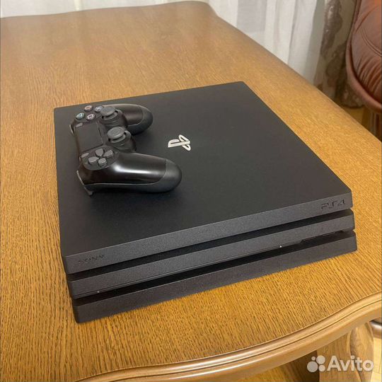 Sony PS4 pro 1tb