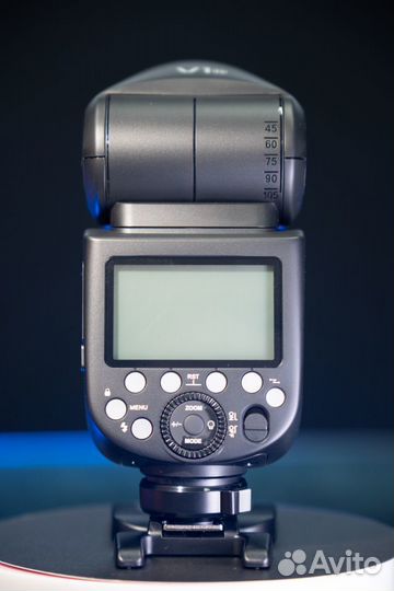 Вспышка накамерная Godox Ving V1F TTL для Fujifilm