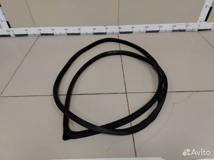 Уплотнитель проема двери передней правой Nissan Almera 3 G11, G15 2012