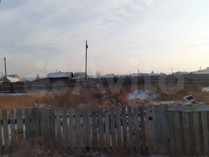 Дом 28 м² на участке 10 сот.