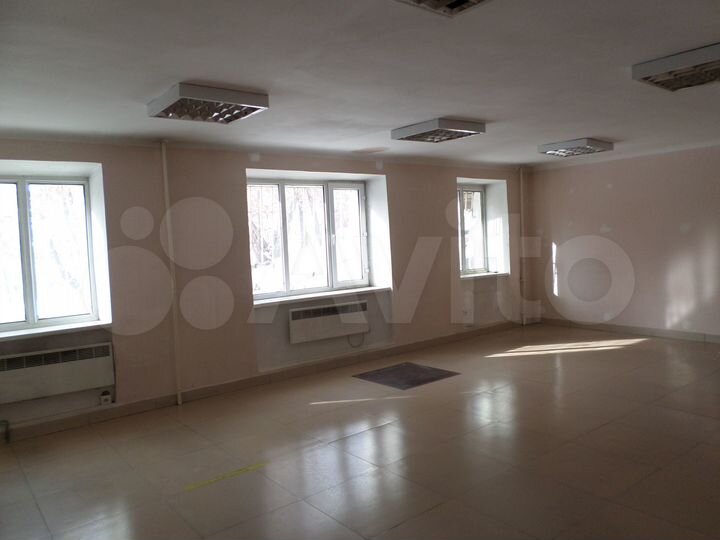 Торговое помещение, 160 м²