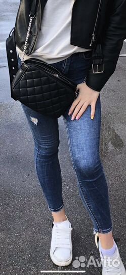 Джинсы stradivarius