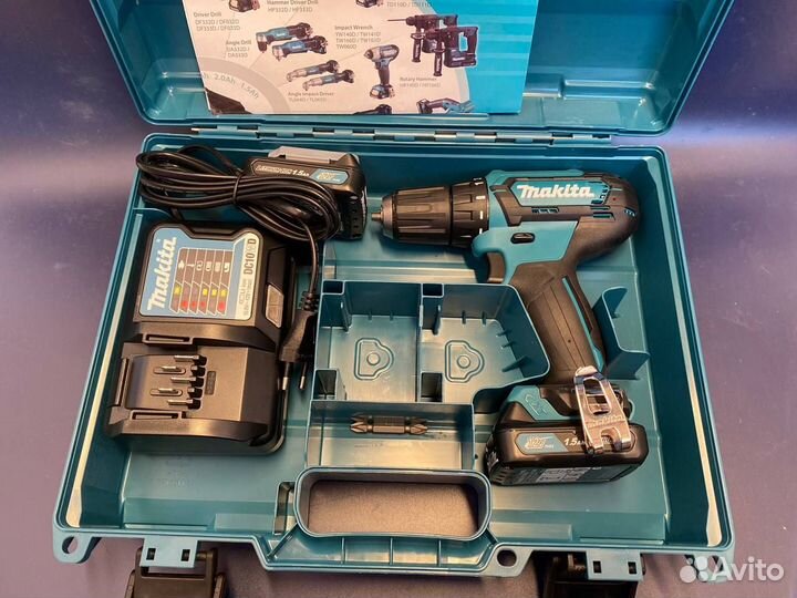 Аккумуляторная дрель-шуруповерт Makita DF333D