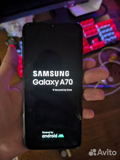 Samsung Galaxy A70, 8/128 ГБ