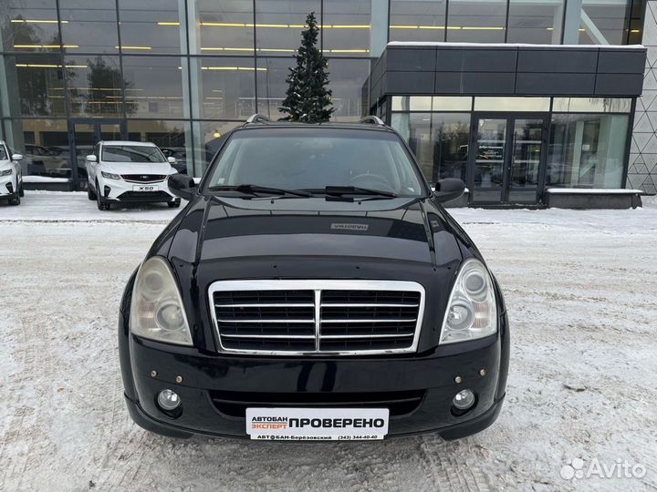 SsangYong Rexton 2.7 МТ, 2010, 197 140 км