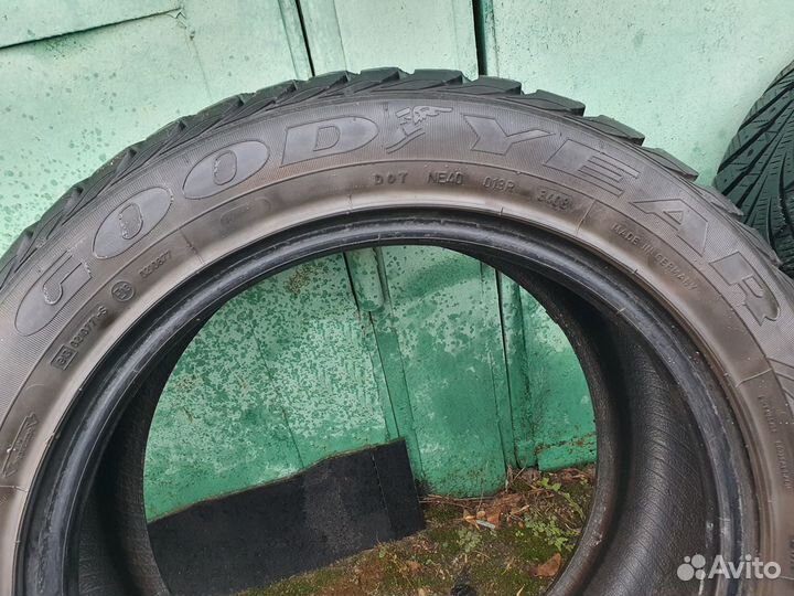 Goodyear UltraGrip Extreme 225/50 R17