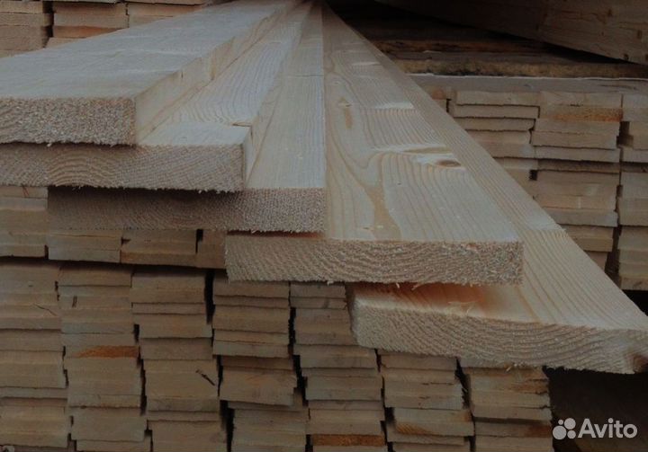 Уникальный дизайн с досками из сосны