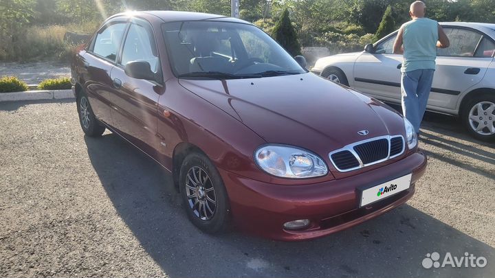 Daewoo Lanos, 2002