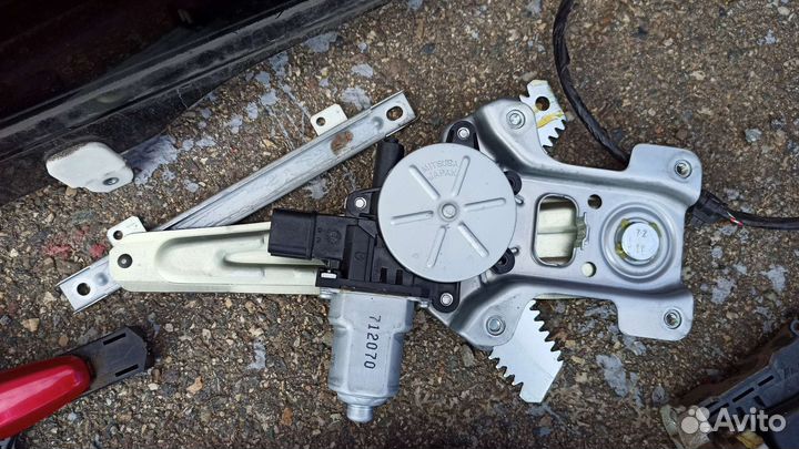 Дверь задняя правая mitsubishi lancer X 10