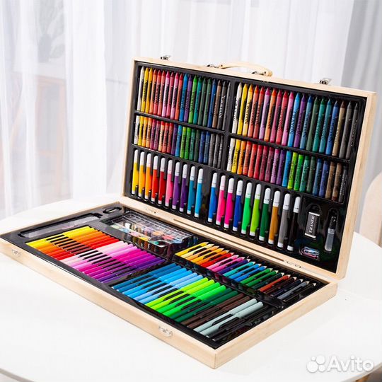 Набор для рисования в чемоданчике