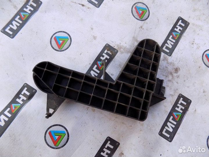 Крепеж стеклоподъемника Megane II 2002-2009