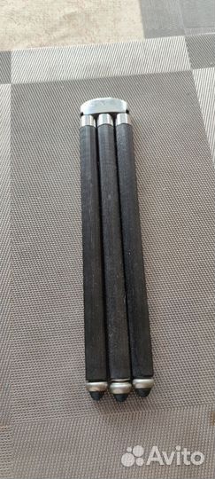 Триножник для фотоаппарата или кинокамеры