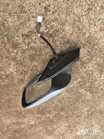 Зеркало правое Авенсис 250