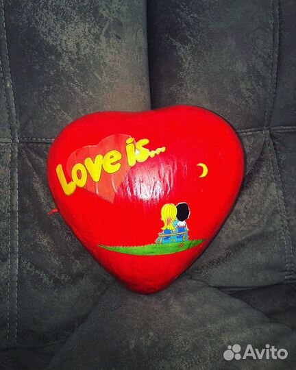 Большое сердце Love is, подарочная упаковка