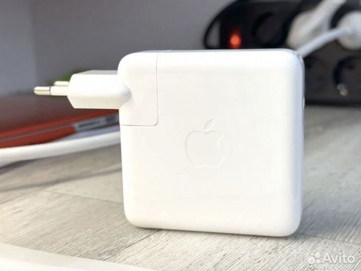 Блок питания для MacBook USB-C 61w