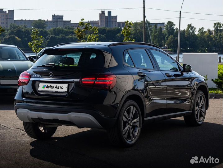 Mercedes-Benz GLA-класс 1.6 AMT, 2018, 63 127 км