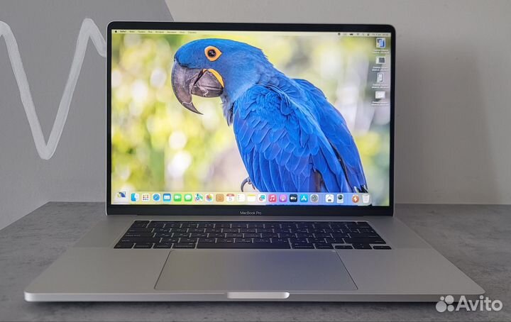 MacBook Pro 16