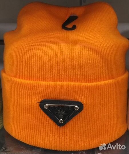 Шапка женская prada