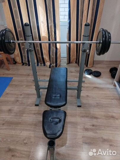 Скамья для жима со стойками и штангой бу
