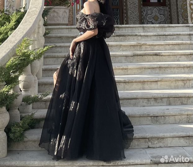 Продам выпускное платье