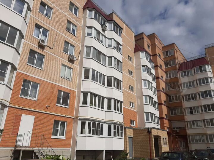 1-к. квартира, 42 м², 2/8 эт.