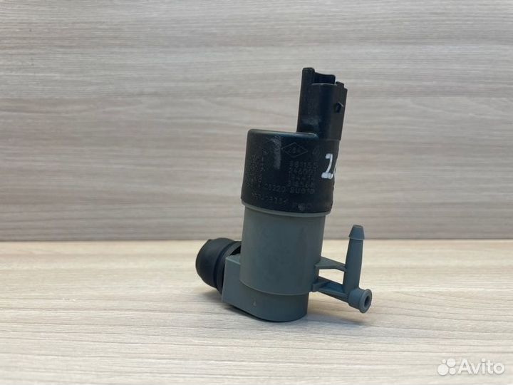 Насос стеклоомывателя Renault Logan