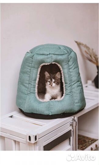 Лежанка для кошек (новая)