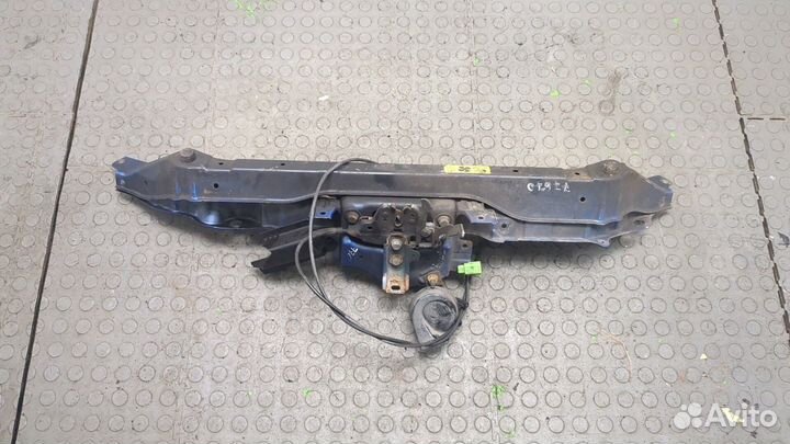 Рамка капота Nissan Note E11, 2007