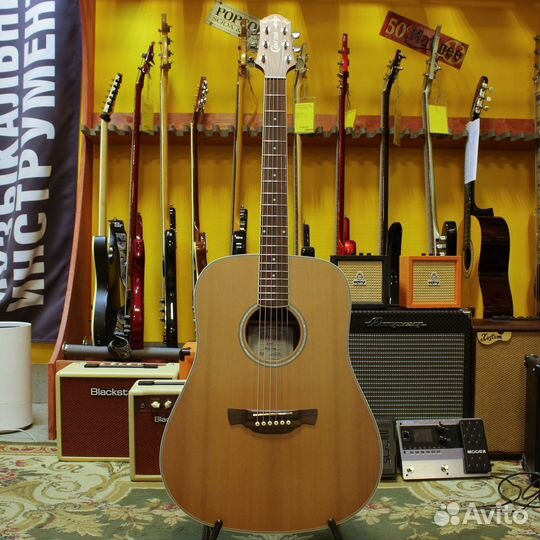 Акустическая гитара Crafter + Аксессуары