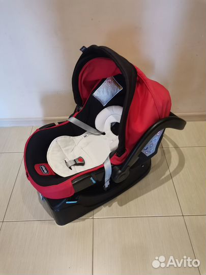 Автолюлька Chicco от 0 с базой