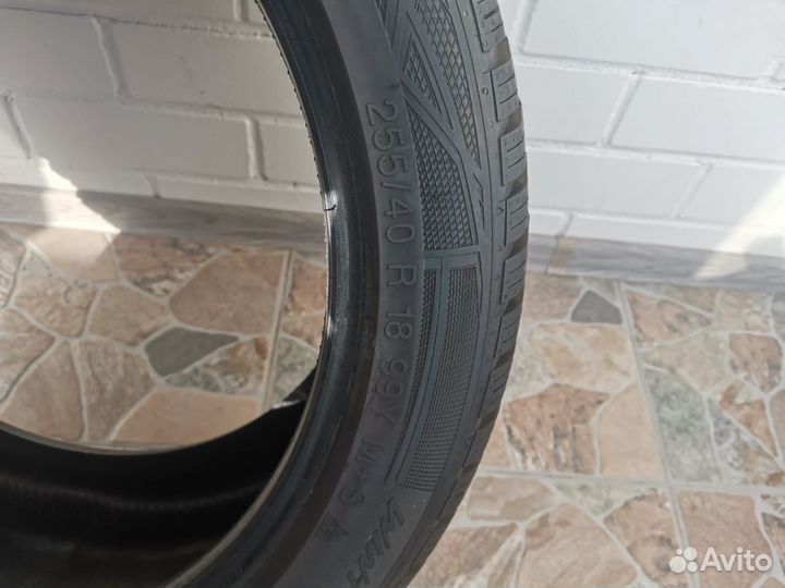 Vredestein Wintrac 255/40 R18 99Y