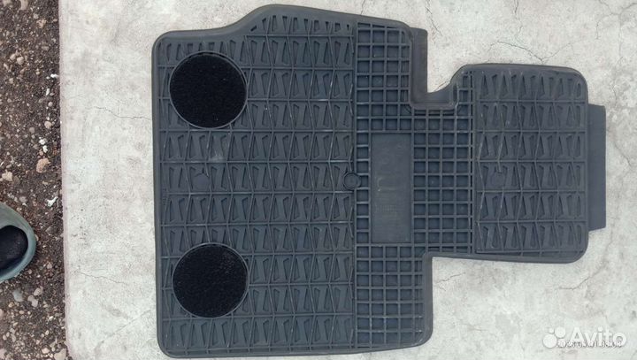 Авто коврики салона BMW x3 f25 цена 1 комплекта