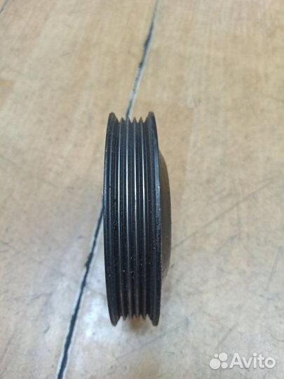 Шкив помпы Opel Astra H Z18XER 2006