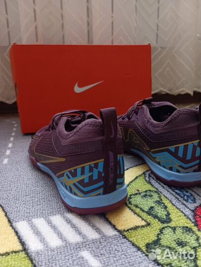 Футзалки nike air zoom