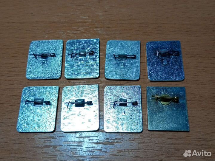 Значки 1 разряд+кмс. 8 значков