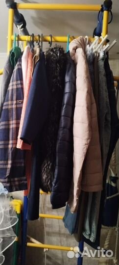 Большая коробка женских вещей 42-44