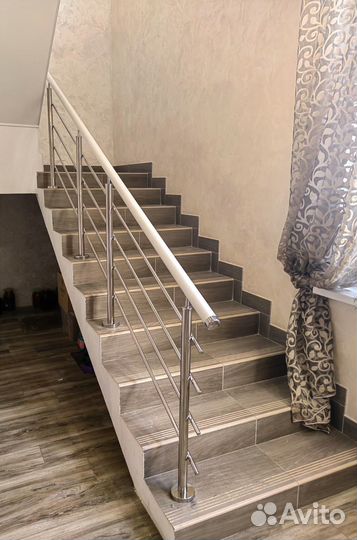 Перила, поручни, ограждения из нержавеющей стали