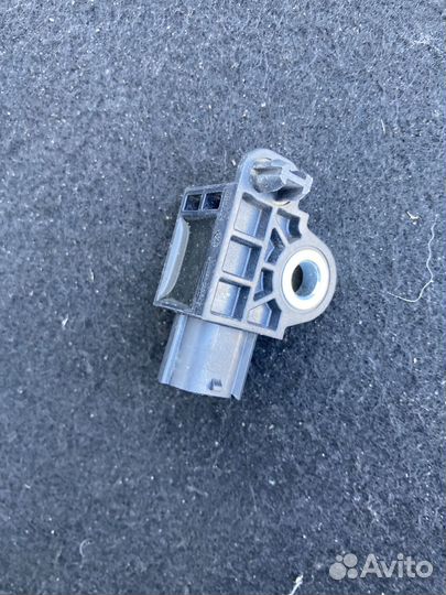 Датчик удара nissan x -trail t 32