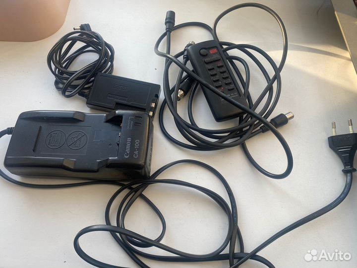 Видеокамера canon E230