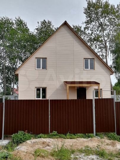 Дом 145 м² на участке 5 сот.