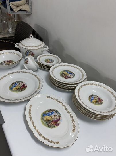 Столовый сервиз Мадонна