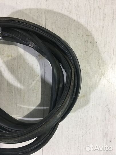 Уплотнитель багажника LADA vesta 1.6 мт седан