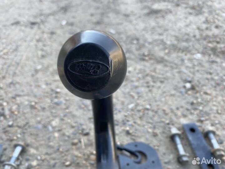 Фаркоп ford kuga 1 (2008-2012)