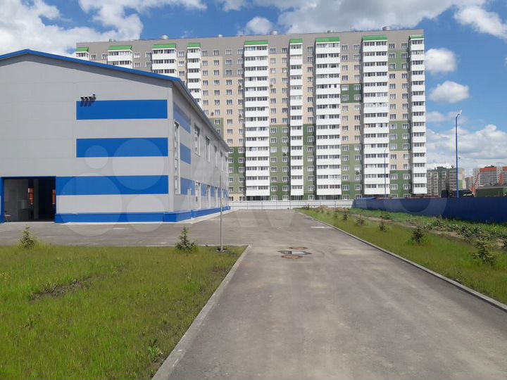 Продам здание 1950 м2