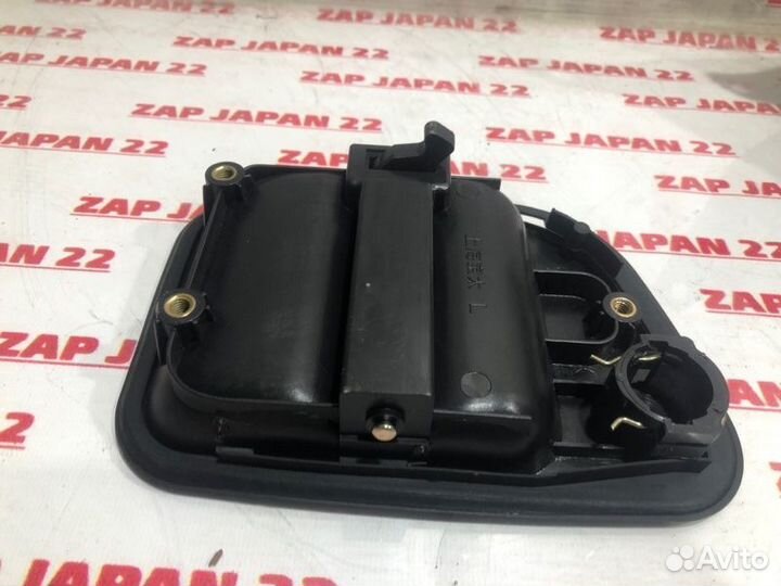 Ручка сдвижной двери задняя левая Mitsubishi