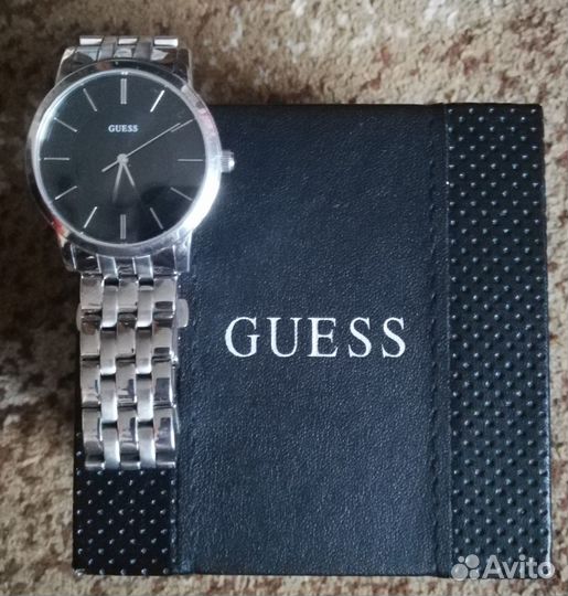 Часы Guess W0190G1